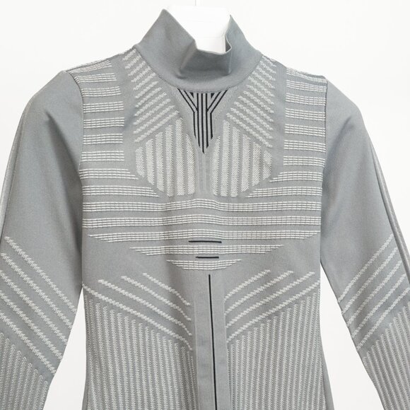 Prada Resort 2018 Runway Grey Embossed Techno Mock-Neck Long-Sleeve - Picture 4 of 14